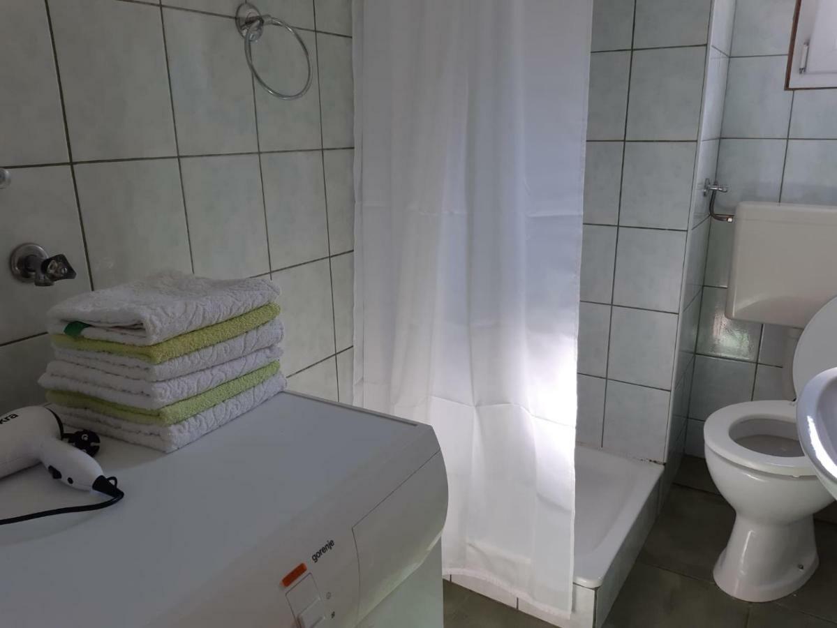 Apartment Upper Town Gospić 外观 照片