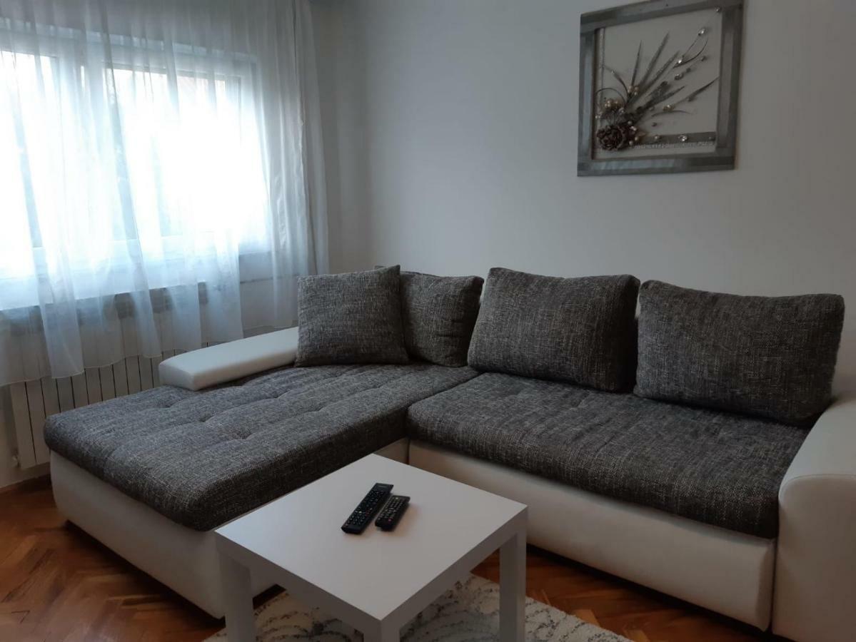 Apartment Upper Town Gospić 外观 照片